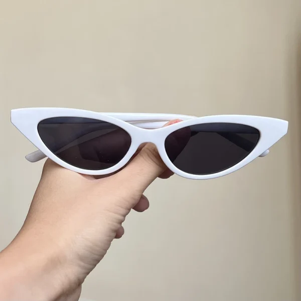 عینک آفتابی زنانه مدل گربه ای 110 - تصویر 2